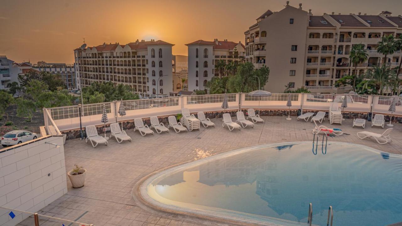Holidays In The Sun, The Heights, Playa Los Cristianos 아로나 외부 사진