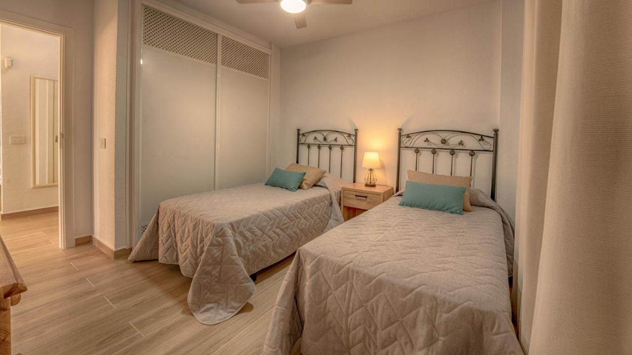 Holidays In The Sun, The Heights, Playa Los Cristianos 아로나 외부 사진